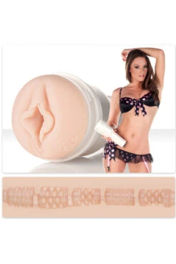 Fleshlight Girls - Tori Black Torrid